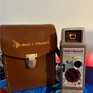 Vintage 1950's Bell & Howell One-Nine 8mm Movie Camera with Cowhide Case